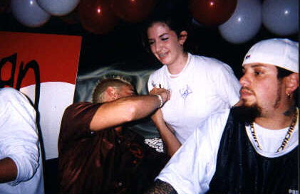 I like my shit eatting grin in this one...I'M A WINNER!!! LOOK HE'S TOUCHING ME!! hahaha